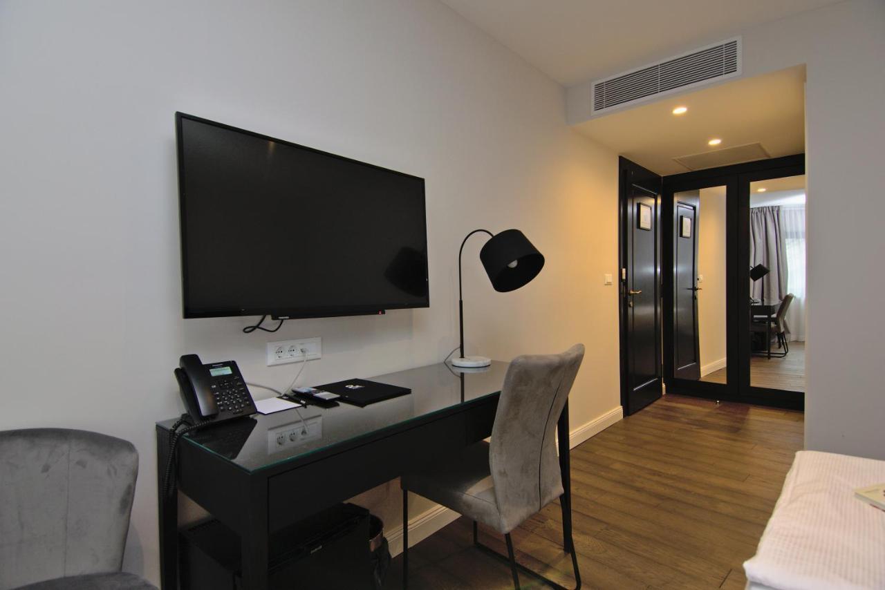 Hotel Florian&Godler Karlovac Εξωτερικό φωτογραφία